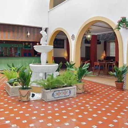 Hotel Kross Goya